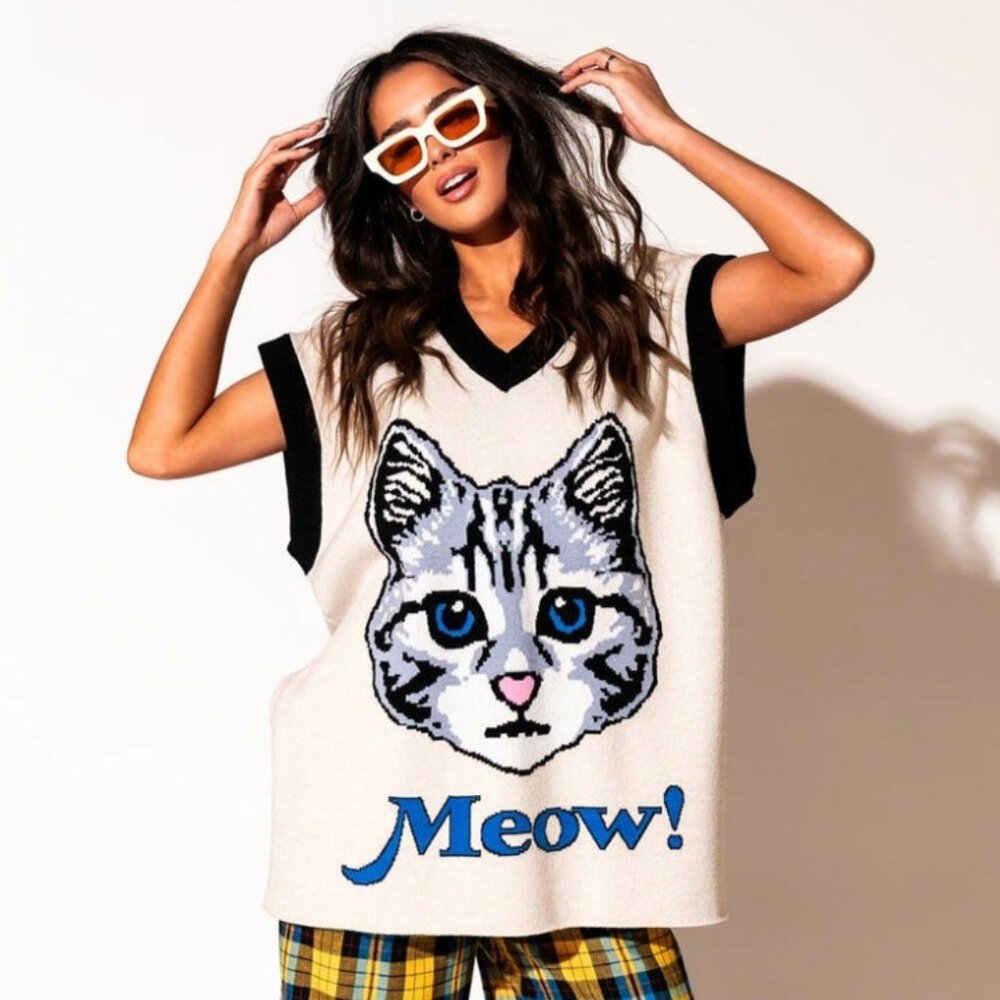 Dressed in Lala Oversized Sweater Vest in Pretty Kitty